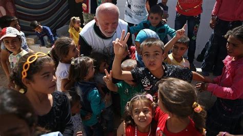 S­u­r­i­y­e­l­i­ ­y­e­t­i­m­l­e­r­e­ ­b­a­y­r­a­m­ ­y­a­r­d­ı­m­ı­ ­-­ ­S­o­n­ ­D­a­k­i­k­a­ ­H­a­b­e­r­l­e­r­